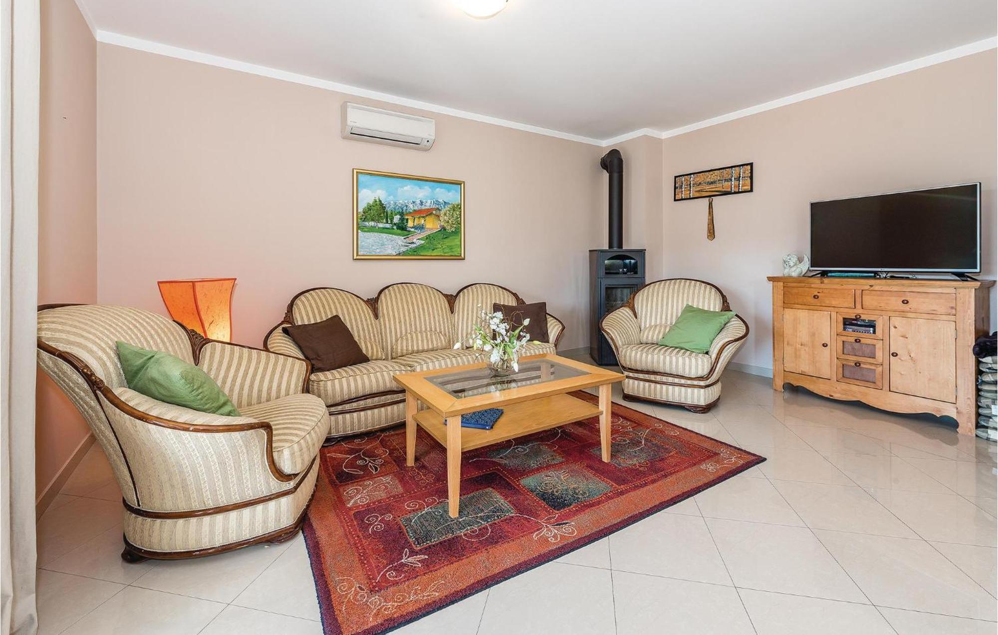 Gorgeous Home In Kijevo With Kitchen Eksteriør bilde